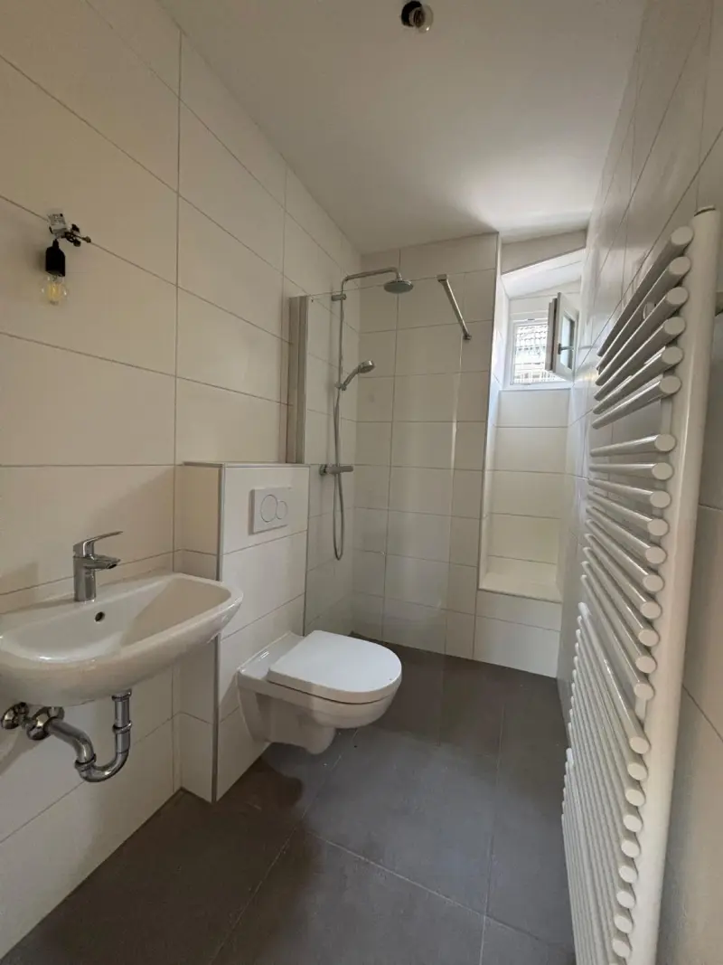 Modernisierte 3-Zimmer-Wohnung in Traunnähe mit 67m2 — Bild 6