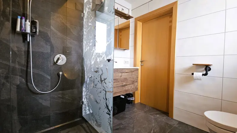 Badezimmer EG
