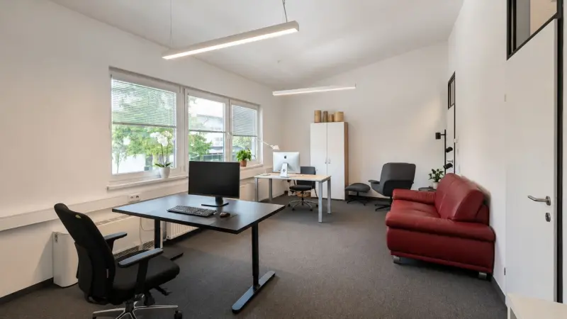 Kleines feines Büro mit Infrastruktur in Bergheim — Bild 2