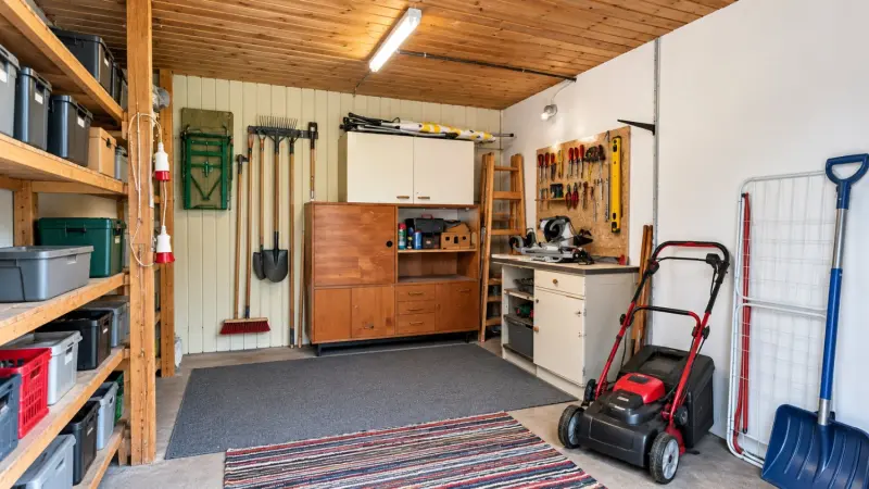 Garage EG